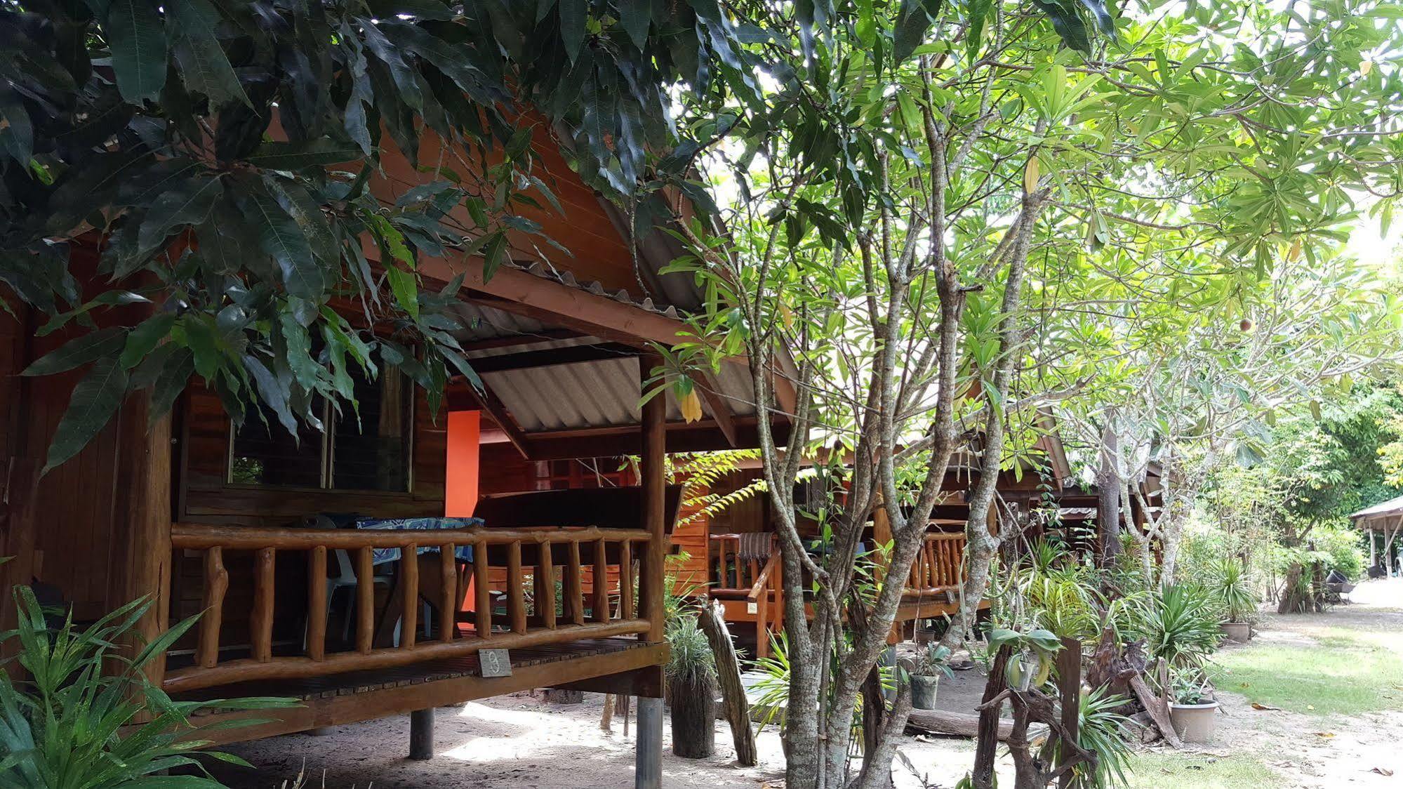 Pasai Beach Lodge Koh Yao Noi Exterior foto